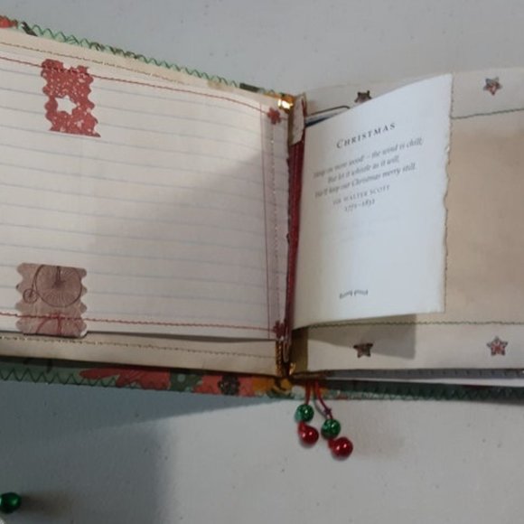 🥂 Christmas Journal with Handcrafted Decorations - Merry and Bright 🥰 - Picture 7 of 12